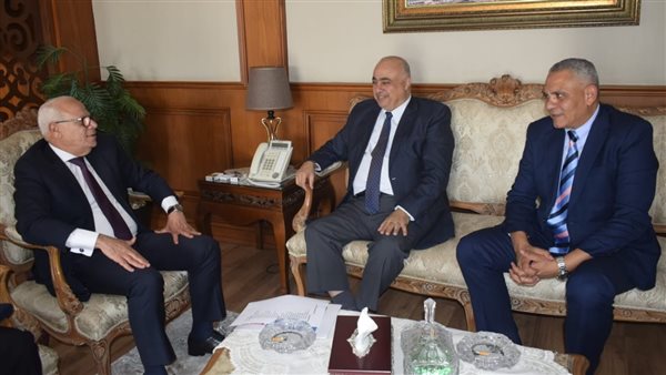 محافظ بورسعيد