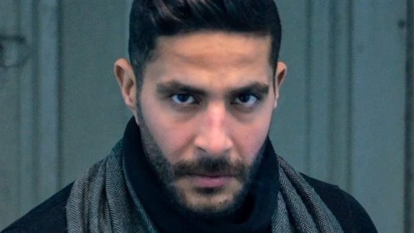 مصطفى منصور 