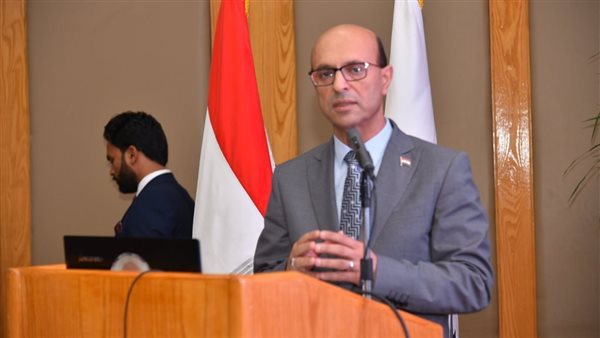 رئيس جامعة أسيوط