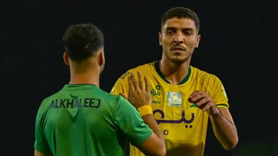 محمد شريف يقود تشكيل الخليج أمام الحزم في دوري روشن