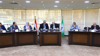 اجتماع مرتقب يجمع وزير العمل وأعضاء اتحاد المقاولين والتأمينات لبحث تعديلات القانون الجديد