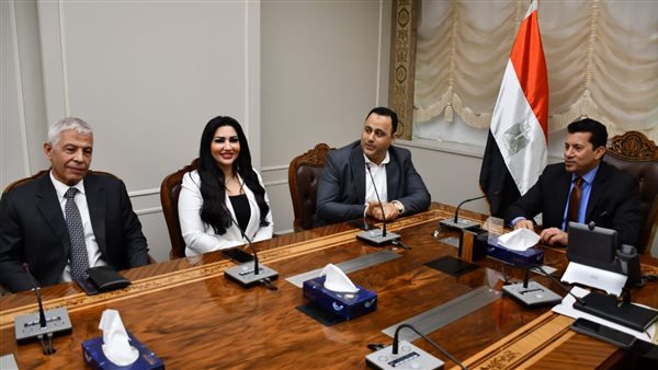 لقاء الوزير مع مجلس