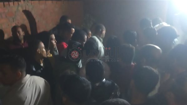 تشييع ضحيتي انهيار