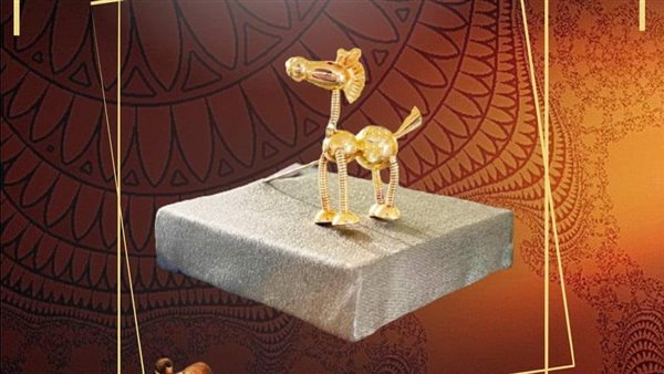 بروش من الذهب للأميرة