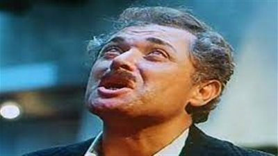 في ذكرى وفاة محمود عبد العزيز.. الكيت كات أبرز أفلامه المأخوذة عن رواية