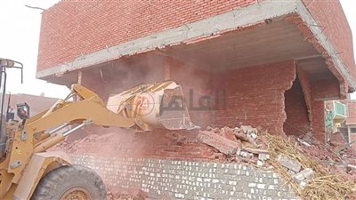 إزالة 87 حالة تعد على الأراضي الزراعية في 7 مراكز بالمنيا