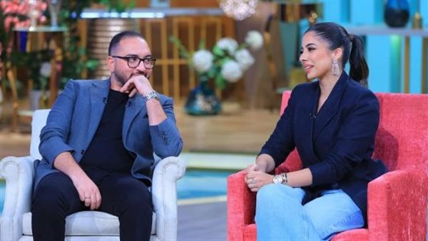 أحمد ثروت وخطيبته