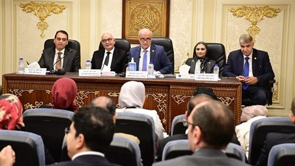 اجتماع سابق للجنة