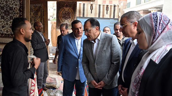 أثناء زيارته لمحافظة