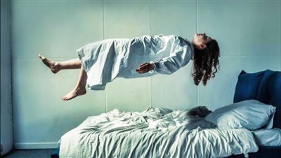 تسببت في وفاة 100 شخص بالتسعينيات.. ما هي ظاهرة شلل النوم؟