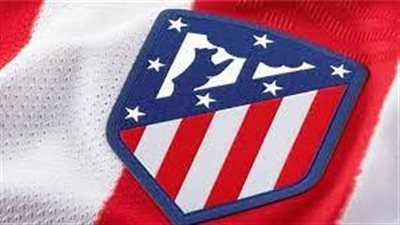 بسبب إعلان نفسها من مشجعي الملكي.. أتليتكو مدريد يلغي حفلا لمغنية قبل مباراة ريال مدريد