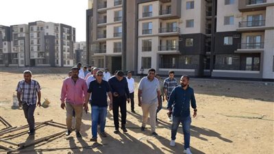 وزير الإسكان: تشطيب 1920 وحدة بـ جنة ومشروعات تنموية بتوسعات الشيخ زايد