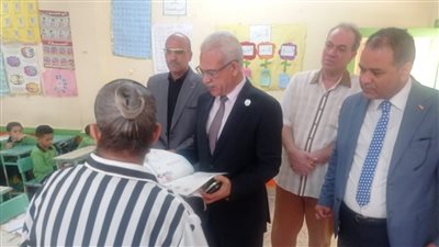 مدير تعليم القاهرة يوجه بتنفيذ خطط الإخلاء المدرسية وتدريب الطلاب عليها