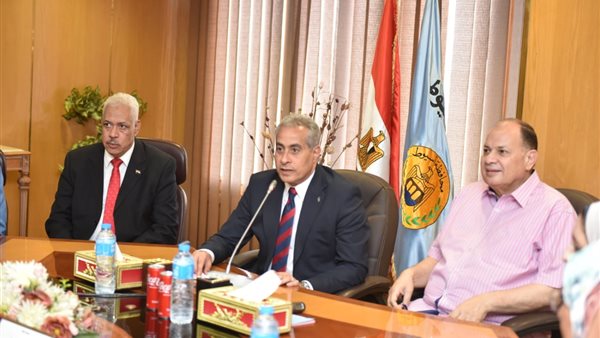 جولة وزير العمل في