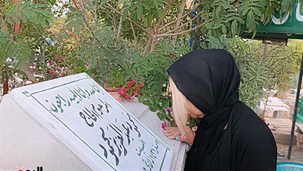 بوسي شلبي من أمام