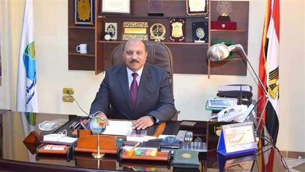 رئيس مياه القناة