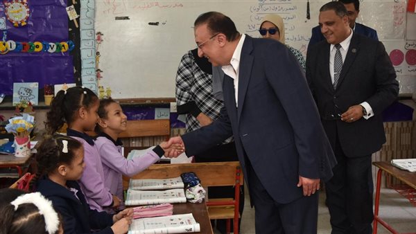 جولة مفاجئة لمحافظ