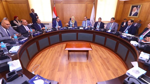 وزيرة التضامن وبنك