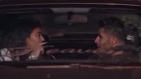 مصطفى منصور وثراء