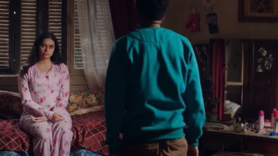 اللجوء لحضن الغريب والأمراض النفسية أخطر نتائجه.. كيف ناقشت المسلسلات الدرامية جفاء العلاقات الأسرية؟ |تقرير