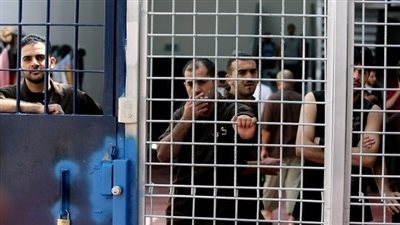 بن جفير يهاجم مصلحة السجون الإسرائيلية لتقديمها وجبات لحوم للأسرى الفلسطينيين 