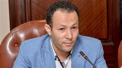 مدير تحرير موقع القاهرة 24 يكشف كواليس فيديو تعدي سائح إسرائيلي على فتاتين بدهب | فيديو