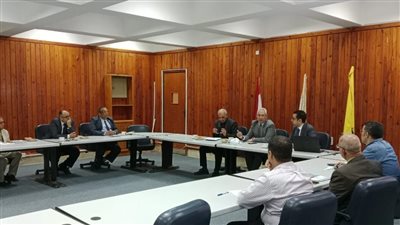رئيس جامعة المنيا: بدء تطوير نظام لإدارة الوثائق الإلكترونية وفق معايير الأيزو 