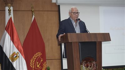 محافظ بورسعيد يترأس اجتماع اللجنة العامة لحماية الأمومة والطفولة.. ويؤكد على توفير رعاية أفضل للطفل | صور