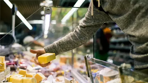 الجبن المقاطعة