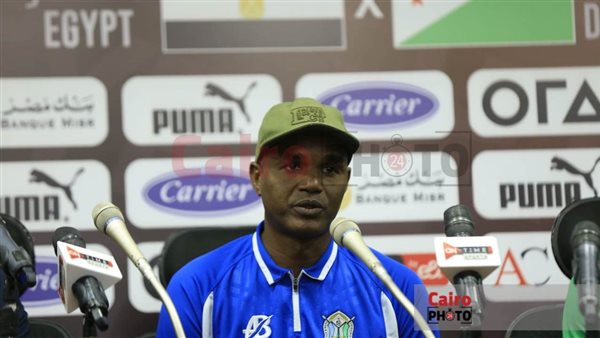 عبد الرحمن عقيل مدرب