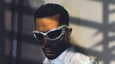 سعرها تجاوز 21 ألف جنيه.. محمد رمضان يثير الجدل بارتدائه نظارة لماركة تستغل الأطفال جنسيًا