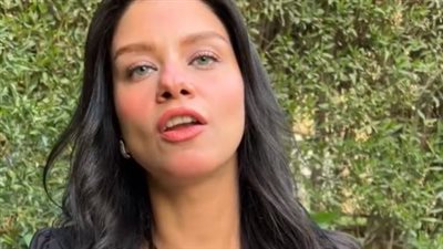 دخل في غيبوبة نتيجة أدوية خاطئة.. ابنة وكيل وزارة التربية والتعليم سابقا تتهم مستشفى بالإهمال في حالة والدها| بث مباشر