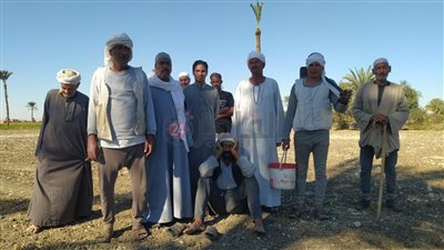 مزارعون بـ عزبة رحيل بالفيوم يشكون ضعف مياه ري الأراضي الزراعية