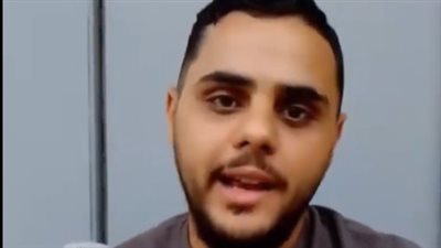 فلسطيني عالق بمصر يستغيث من انقطاع اتصاله بأسرته: بيشوفوا الموت بعينهم| بث مباشر 