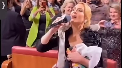 تعرضت لموقف محرج.. لقطات من حفل أديل في أمريكا