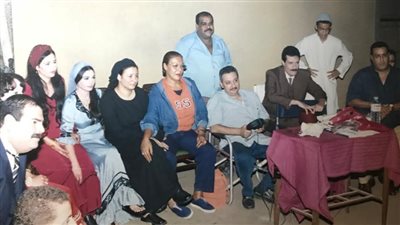 بصورة نادرة.. ناهد السباعي تحتفل بمرور 22 عامًا على حديث الصباح والمساء: بحب علاقة ماما بعبلة كامل