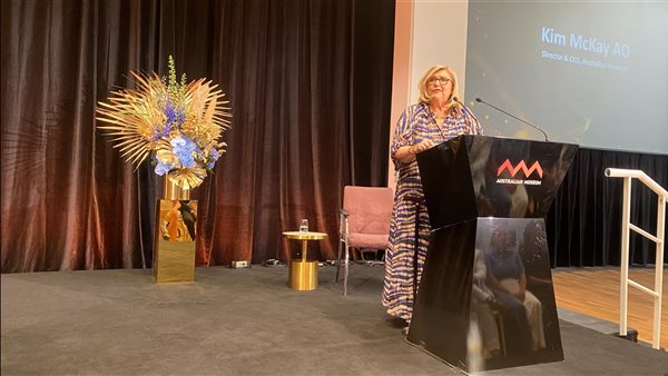  مديرة متحف أستراليا