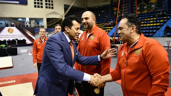 وزير الرياضة