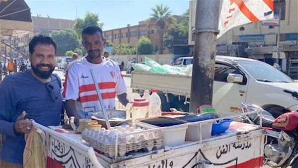 خالد أشهر بائع فول