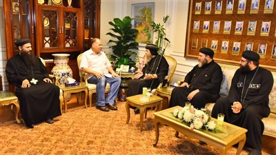 محافظ أسيوط يستقبل وفد مطرانية الأقباط الأرثوذوكوس بمنفلوط لبحث التعاون المشترك