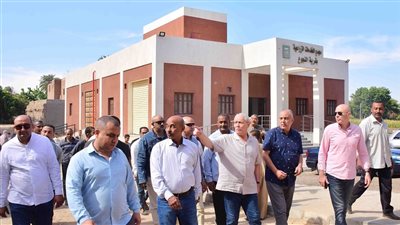 يحقق طفرة في خدمات المواطنين.. محافظ الأقصر يفتتح مجمع الخدمات بإسنا