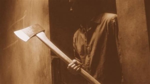 فلاح بالفأس- أرشيفية