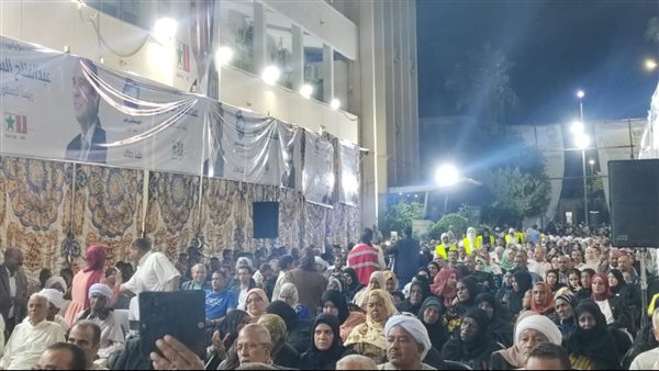 مؤتمر حاشد تأييدا