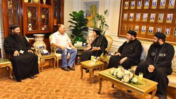 محافظ أسيوط