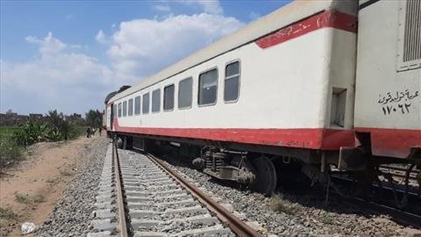 خروج عربات القطار