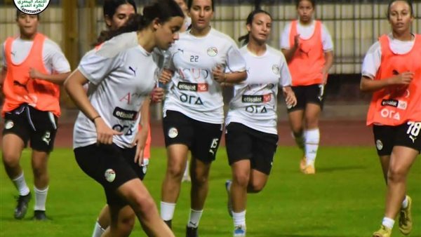 مران منتخب الناشئات