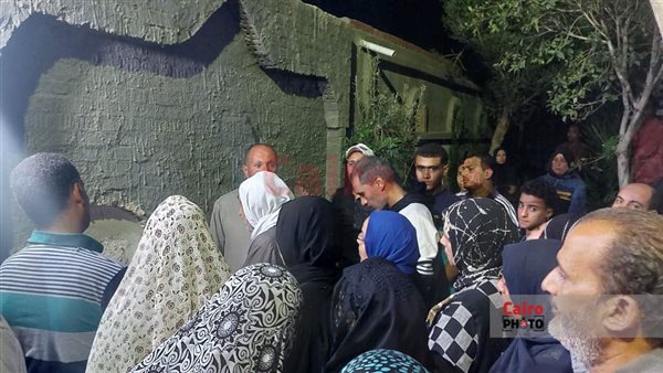 جانب من تشييع الجنازة