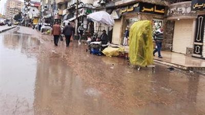 أمطار غزيرة ورياح شديدة تضرب بورسعيد تزامنًا مع وصول نوة المكنسة | بث مباشر