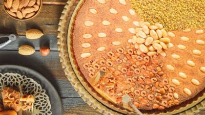 طريقة عمل البسبوسة بالقشطة سالي فؤاد.. وصفتين واحدة للمبتدئات وأخرى للمحترفات