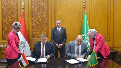 إنشاء محطتي وقود جديدتين لتموين السيارات بالغاز الطبيعي بالقليوبية 